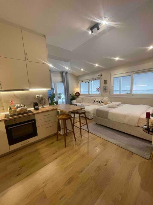 Cozy Studio Στο Κεντρο Lárissa Exterior foto