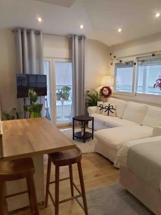 Cozy Studio Στο Κεντρο Lárissa Exterior foto